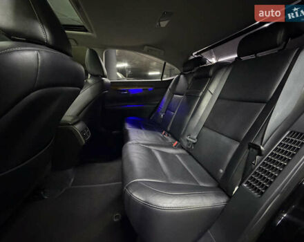 Черный Лексус ЕС, объемом двигателя 2.5 л и пробегом 115 тыс. км за 22900 $, фото 21 на Automoto.ua