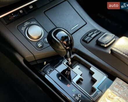 Лексус ЕС 2015 у Одесі на Automoto.ua Чорний Лексус ЕС, об'ємом двигуна 2.5 л та пробігом 174 тис. км за 20000 $, фото 15 на Automoto.ua