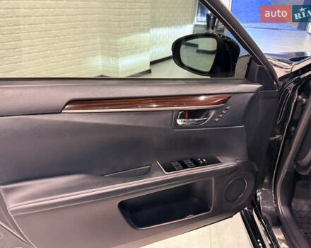 Чорний Лексус ЕС, об'ємом двигуна 2.49 л та пробігом 225 тис. км за 24200 $, фото 48 на Automoto.ua