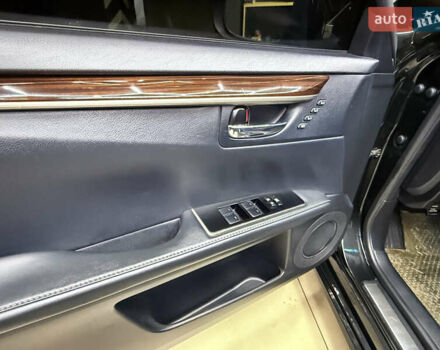 Чорний Лексус ЕС, об'ємом двигуна 2.49 л та пробігом 225 тис. км за 24200 $, фото 82 на Automoto.ua