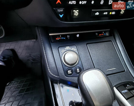 Чорний Лексус ЕС, об'ємом двигуна 2.49 л та пробігом 225 тис. км за 24200 $, фото 64 на Automoto.ua