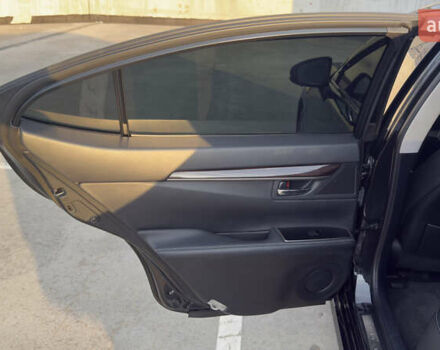 Черный Лексус ЕС, объемом двигателя 2.49 л и пробегом 293 тыс. км за 24700 $, фото 9 на Automoto.ua