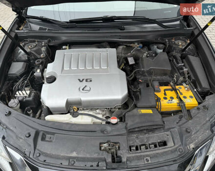Черный Лексус ЕС, объемом двигателя 3.46 л и пробегом 200 тыс. км за 20700 $, фото 12 на Automoto.ua
