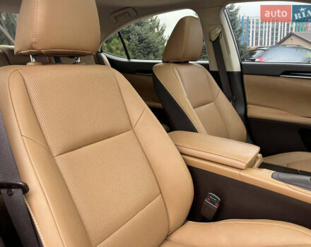 Черный Лексус ЕС, объемом двигателя 2.49 л и пробегом 100 тыс. км за 26500 $, фото 30 на Automoto.ua