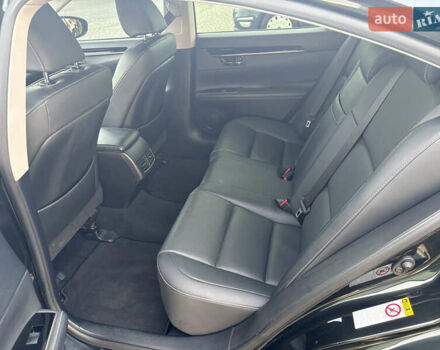 Черный Лексус ЕС, объемом двигателя 2.5 л и пробегом 158 тыс. км за 24000 $, фото 4 на Automoto.ua