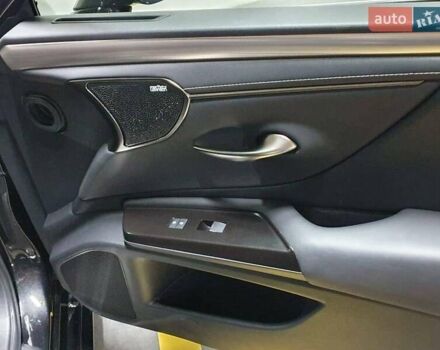 Черный Лексус ЕС, объемом двигателя 3.5 л и пробегом 86 тыс. км за 36000 $, фото 8 на Automoto.ua