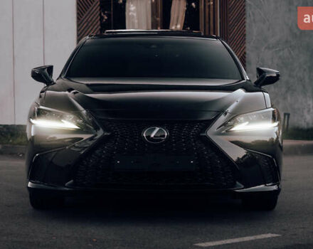 Лексус ЕС 2019 в Киеве на Automoto.ua Черный Лексус ЕС, объемом двигателя 3.5 л и пробегом 55 тыс. км за 47000 $, фото 4 на Automoto.ua