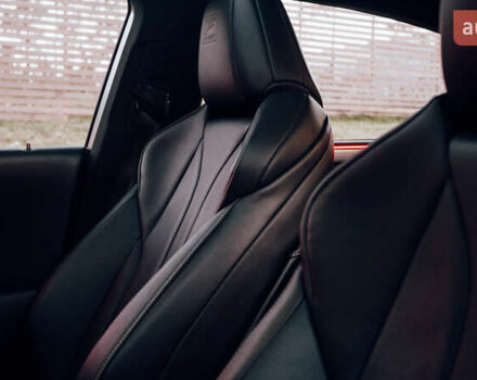 Лексус ЕС 2019 в Киеве на Automoto.ua Черный Лексус ЕС, объемом двигателя 3.5 л и пробегом 55 тыс. км за 47000 $, фото 45 на Automoto.ua