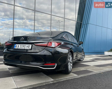 Лексус ЕС 2019 в Киеве на Automoto.ua Черный Лексус ЕС, объемом двигателя 2.5 л и пробегом 139 тыс. км за 29500 $, фото 6 на Automoto.ua