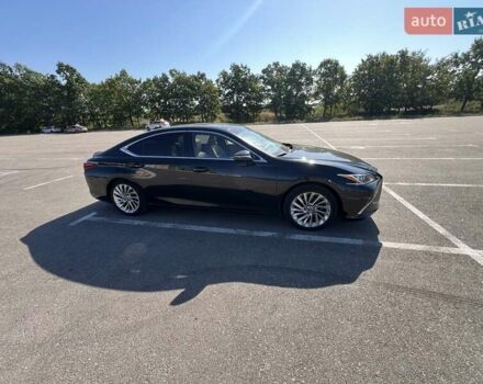 Черный Лексус ЕС, объемом двигателя 2.49 л и пробегом 145 тыс. км за 33000 $, фото 1 на Automoto.ua