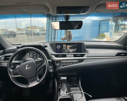 Лексус ЕС 2019 в Киеве на Automoto.ua Черный Лексус ЕС, объемом двигателя 2.5 л и пробегом 139 тыс. км за 29500 $, фото 14 на Automoto.ua