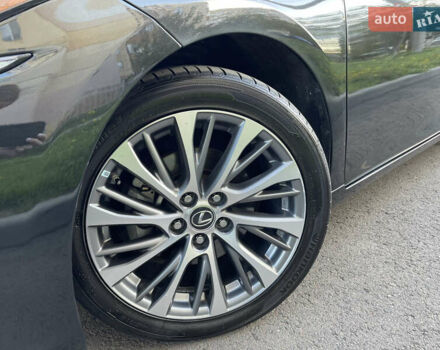 Чорний Лексус ЕС, об'ємом двигуна 3.5 л та пробігом 43 тис. км за 40000 $, фото 6 на Automoto.ua