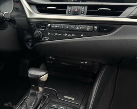 Черный Лексус ЕС, объемом двигателя 2.49 л и пробегом 154 тыс. км за 28900 $, фото 27 на Automoto.ua