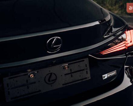 Лексус ЕС 2019 в Киеве на Automoto.ua Черный Лексус ЕС, объемом двигателя 3.5 л и пробегом 55 тыс. км за 47000 $, фото 18 на Automoto.ua