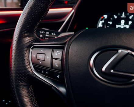 Лексус ЕС 2019 в Киеве на Automoto.ua Черный Лексус ЕС, объемом двигателя 3.5 л и пробегом 55 тыс. км за 47000 $, фото 36 на Automoto.ua