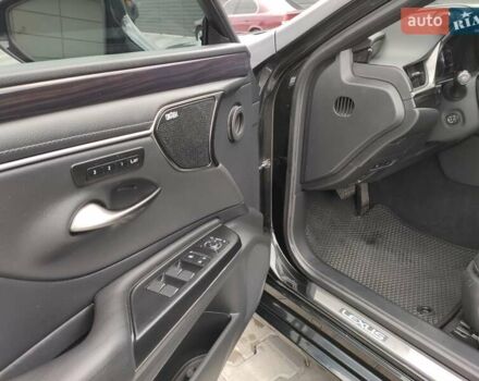 Черный Лексус ЕС, объемом двигателя 2.5 л и пробегом 195 тыс. км за 33500 $, фото 12 на Automoto.ua