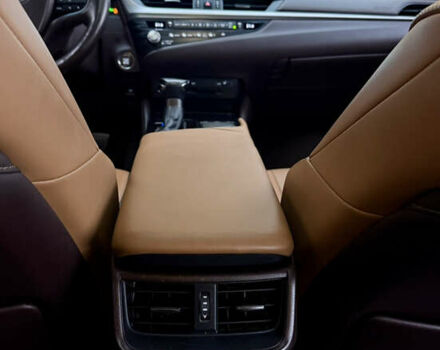 Черный Лексус ЕС, объемом двигателя 2.49 л и пробегом 45 тыс. км за 36500 $, фото 26 на Automoto.ua