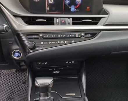 Черный Лексус ЕС, объемом двигателя 2.5 л и пробегом 195 тыс. км за 33500 $, фото 22 на Automoto.ua