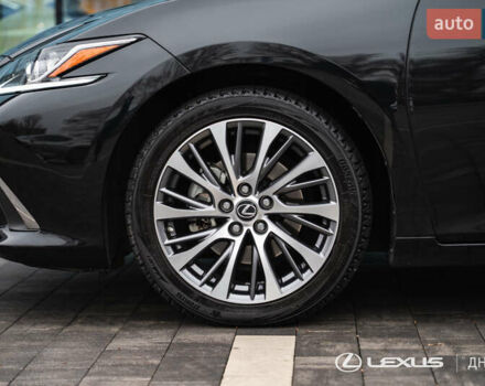Черный Лексус ЕС, объемом двигателя 2.49 л и пробегом 43 тыс. км за 41000 $, фото 10 на Automoto.ua