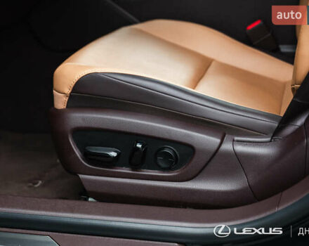 Черный Лексус ЕС, объемом двигателя 2.49 л и пробегом 43 тыс. км за 41000 $, фото 19 на Automoto.ua