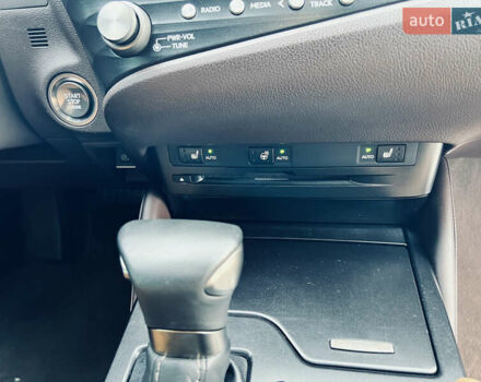 Чорний Лексус ЕС, об'ємом двигуна 2.49 л та пробігом 163 тис. км за 35000 $, фото 22 на Automoto.ua