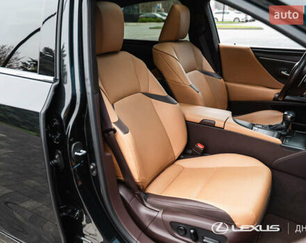 Черный Лексус ЕС, объемом двигателя 2.49 л и пробегом 43 тыс. км за 41000 $, фото 28 на Automoto.ua