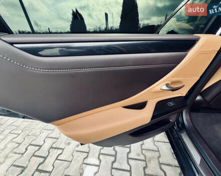 Чорний Лексус ЕС, об'ємом двигуна 2.49 л та пробігом 163 тис. км за 35000 $, фото 16 на Automoto.ua