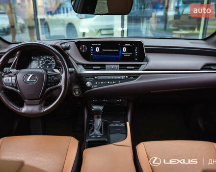 Черный Лексус ЕС, объемом двигателя 2.49 л и пробегом 43 тыс. км за 41000 $, фото 12 на Automoto.ua