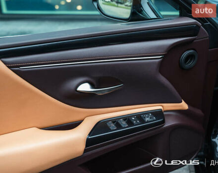 Черный Лексус ЕС, объемом двигателя 2.49 л и пробегом 43 тыс. км за 41000 $, фото 25 на Automoto.ua