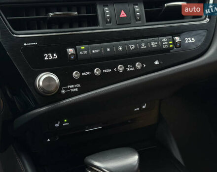 Черный Лексус ЕС, объемом двигателя 1.99 л и пробегом 59 тыс. км за 33999 $, фото 35 на Automoto.ua