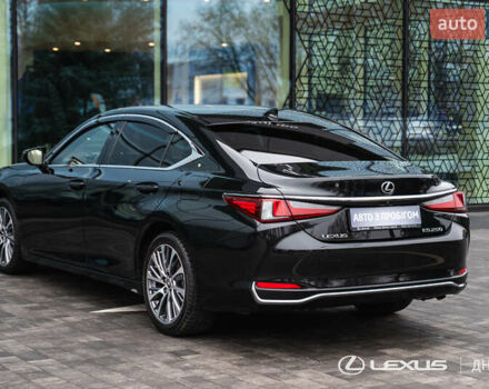 Черный Лексус ЕС, объемом двигателя 2.49 л и пробегом 43 тыс. км за 41000 $, фото 6 на Automoto.ua