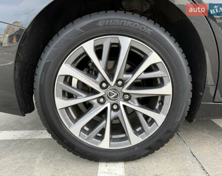 Чорний Лексус ЕС, об'ємом двигуна 2.49 л та пробігом 54 тис. км за 41900 $, фото 31 на Automoto.ua