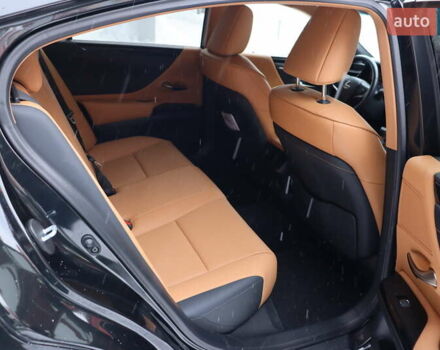 Чорний Лексус ЕС, об'ємом двигуна 2 л та пробігом 30 тис. км за 41400 $, фото 41 на Automoto.ua