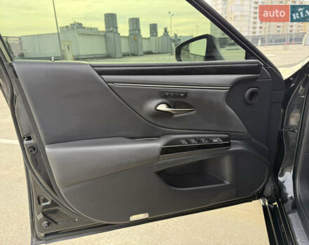 Чорний Лексус ЕС, об'ємом двигуна 2.49 л та пробігом 54 тис. км за 41900 $, фото 36 на Automoto.ua