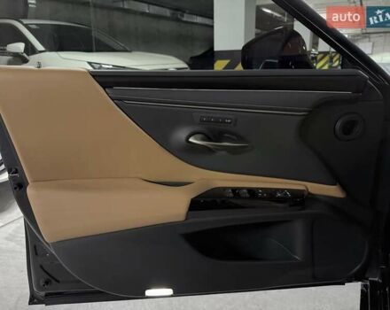 Черный Лексус ЕС, объемом двигателя 3.46 л и пробегом 50 тыс. км за 47500 $, фото 21 на Automoto.ua