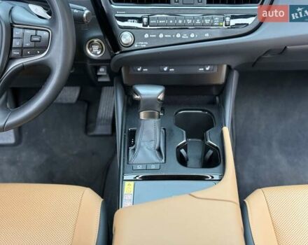 Чорний Лексус ЕС, об'ємом двигуна 2.49 л та пробігом 23 тис. км за 45900 $, фото 31 на Automoto.ua