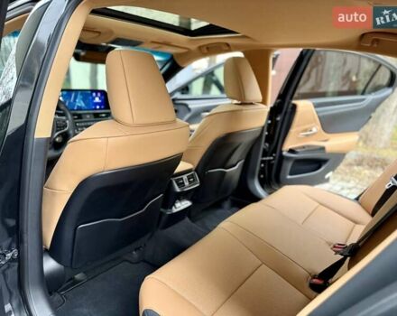 Чорний Лексус ЕС, об'ємом двигуна 2.49 л та пробігом 23 тис. км за 45900 $, фото 27 на Automoto.ua