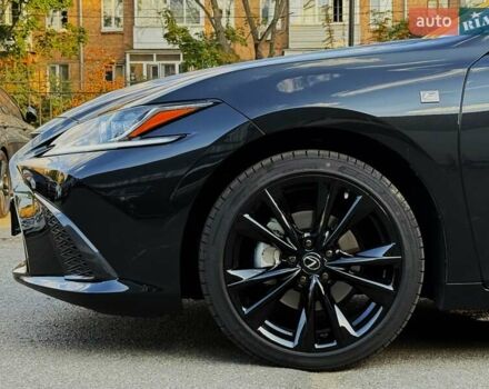 Лексус ЕС 2023 в Киеве на Automoto.ua Черный Лексус ЕС, объемом двигателя 2.49 л и пробегом 9 тыс. км за 50999 $, фото 14 на Automoto.ua