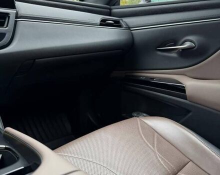 Черный Лексус ЕС, объемом двигателя 2.49 л и пробегом 65 тыс. км за 52000 $, фото 4 на Automoto.ua