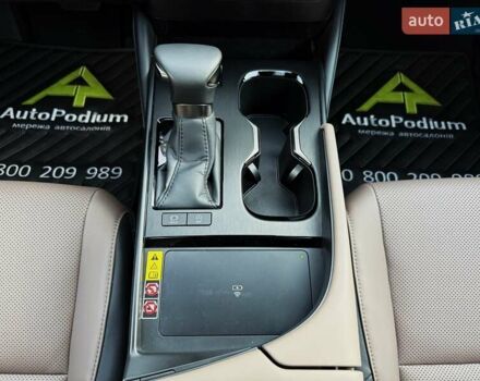 Чорний Лексус ЕС, об'ємом двигуна 2.49 л та пробігом 9 тис. км за 50999 $, фото 36 на Automoto.ua