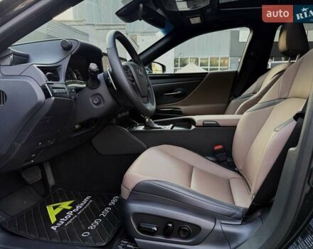 Лексус ЕС 2023 в Киеве на Automoto.ua Черный Лексус ЕС, объемом двигателя 2.49 л и пробегом 9 тыс. км за 50999 $, фото 26 на Automoto.ua