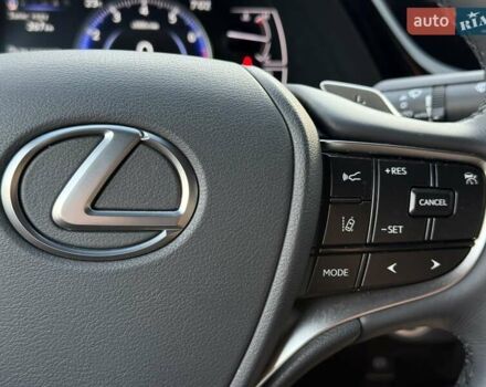 Лексус ЕС 2023 в Киеве на Automoto.ua Черный Лексус ЕС, объемом двигателя 2.49 л и пробегом 9 тыс. км за 50999 $, фото 43 на Automoto.ua