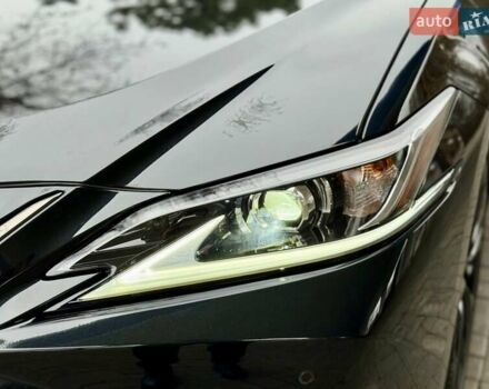 Чорний Лексус ЕС, об'ємом двигуна 2.49 л та пробігом 23 тис. км за 45900 $, фото 7 на Automoto.ua