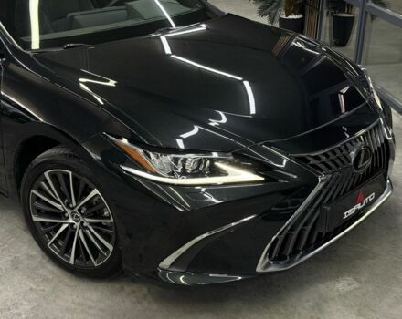 Черный Лексус ЕС, объемом двигателя 2.5 л и пробегом 55 тыс. км за 46900 $, фото 1 на Automoto.ua