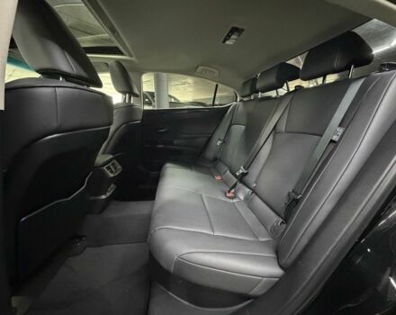 Черный Лексус ЕС, объемом двигателя 2.5 л и пробегом 55 тыс. км за 46900 $, фото 18 на Automoto.ua