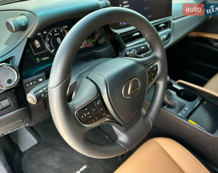 Черный Лексус ЕС, объемом двигателя 2.49 л и пробегом 17 тыс. км за 48800 $, фото 47 на Automoto.ua