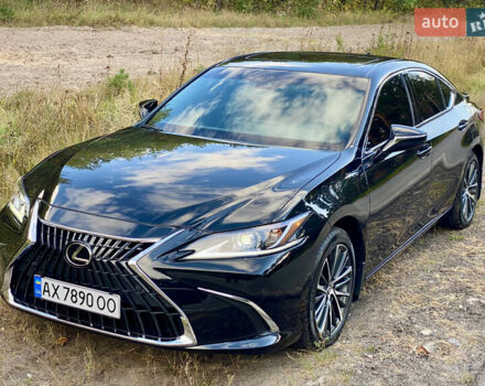 Черный Лексус ЕС, объемом двигателя 2.49 л и пробегом 25 тыс. км за 39500 $, фото 1 на Automoto.ua