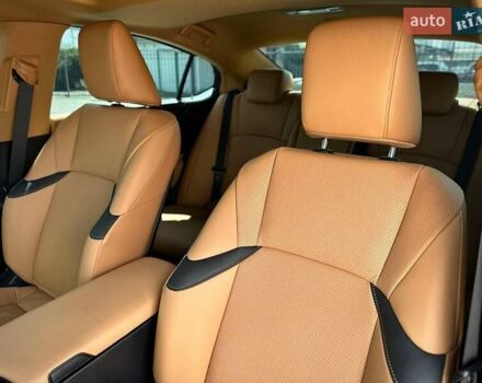 Чорний Лексус ЕС, об'ємом двигуна 2.49 л та пробігом 16 тис. км за 47000 $, фото 32 на Automoto.ua