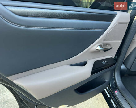 Чорний Лексус ЕС, об'ємом двигуна 2.49 л та пробігом 22 тис. км за 46900 $, фото 31 на Automoto.ua