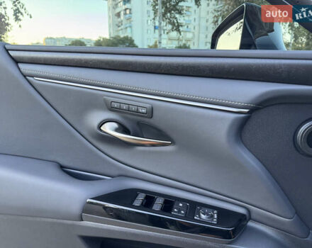 Черный Лексус ЕС, объемом двигателя 2.49 л и пробегом 8 тыс. км за 45700 $, фото 18 на Automoto.ua